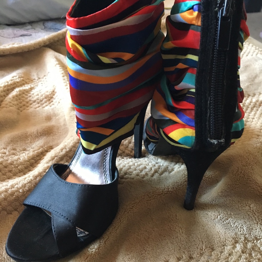 Colorful heels 👠 - Picture 4 of 7